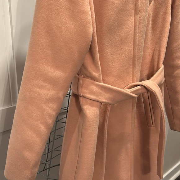 Perfect peach coat - Picture 3 of 6